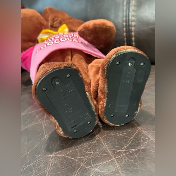 EASTER Bunny 14” Motion Chocolate Musical I GOT YOU FEEL GOOD Working - Picture 8 of 8